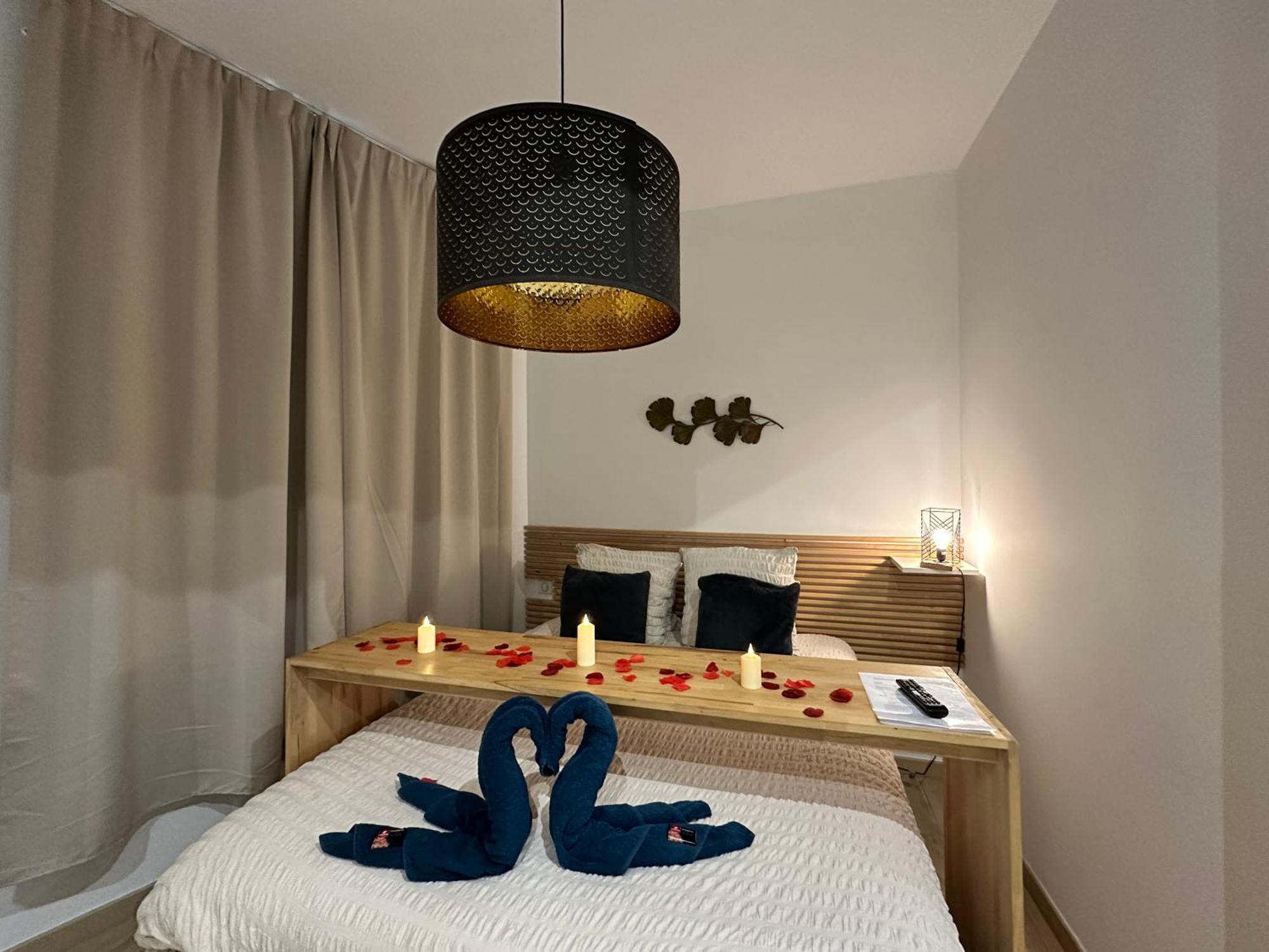 Mieuxqualhotel Jacuzzi Privatif La Parenthese 波尔多 外观 照片
