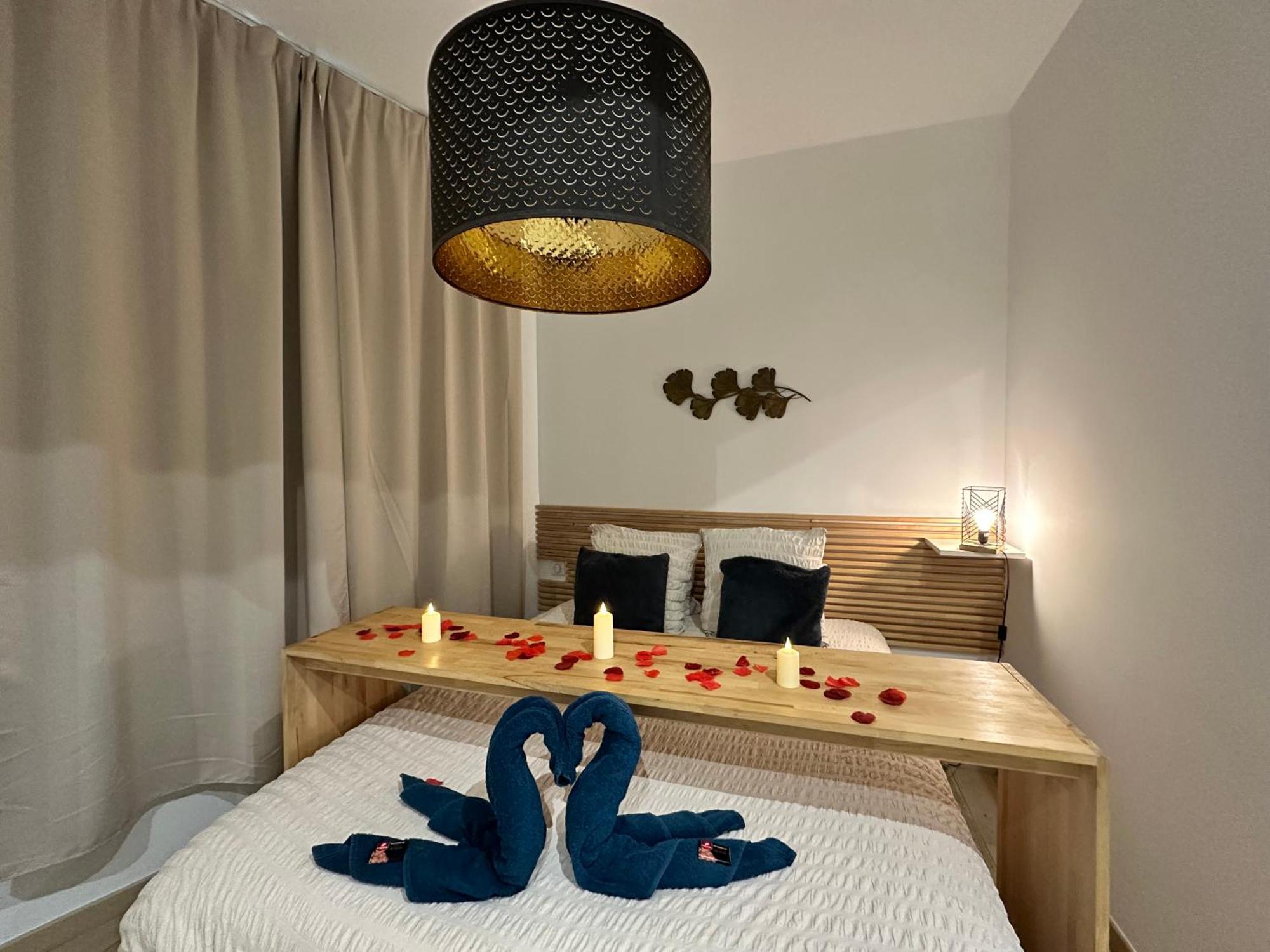 Mieuxqualhotel Jacuzzi Privatif La Parenthese 波尔多 外观 照片